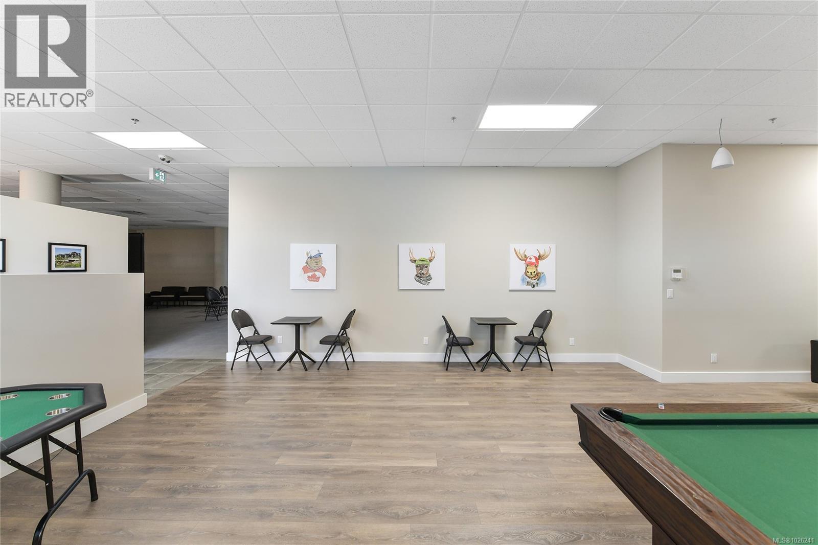 209 745 Travino Lane, Saanich