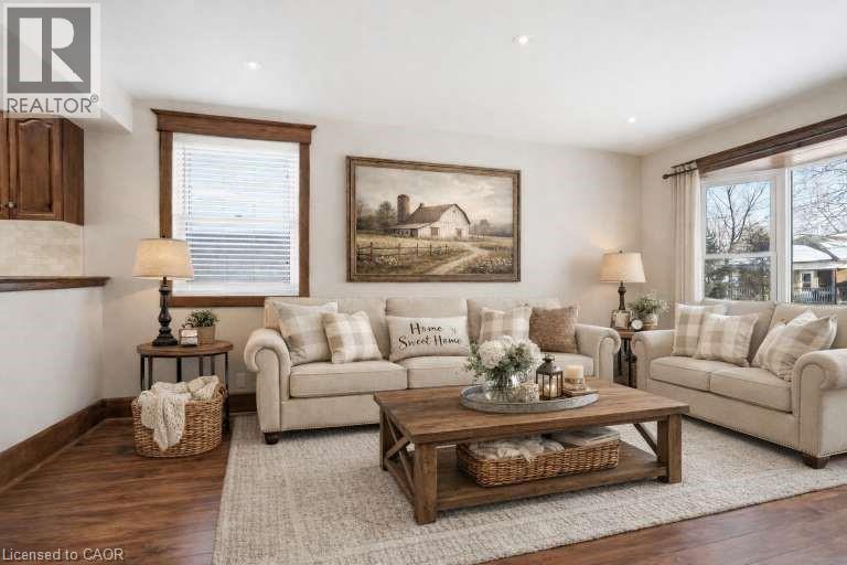 17 MILL Street - Photo 5 of 22, Milton, Ontario