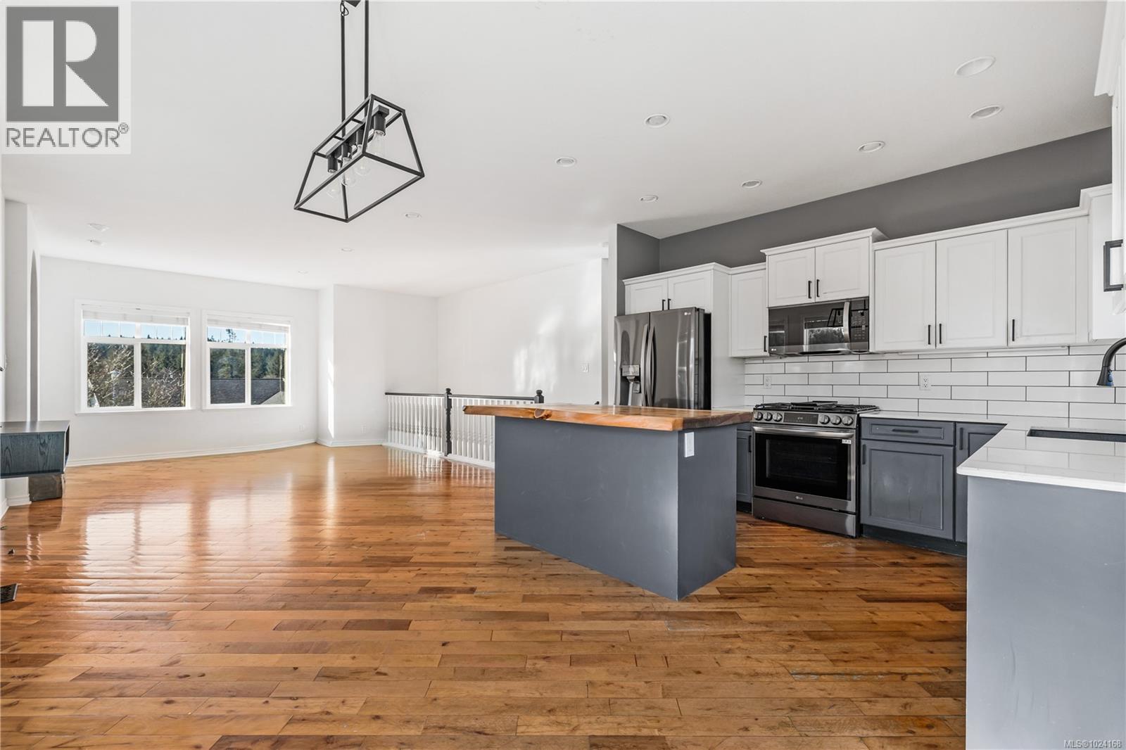 1244 Blesbok Rd, Campbell River