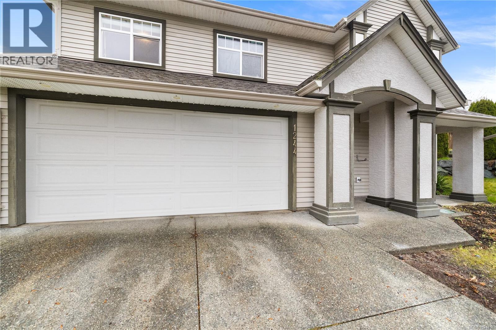 1244 Blesbok Rd, Campbell River