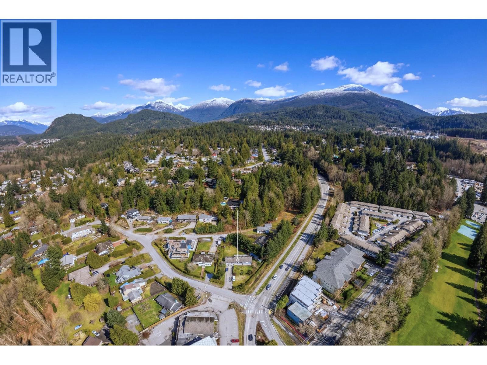 2278 READ PLACE, Squamish