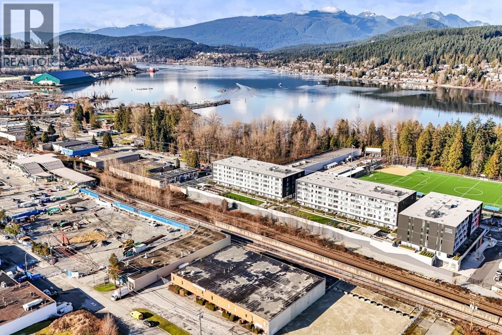 214 3055 MURRAY STREET, Port Moody