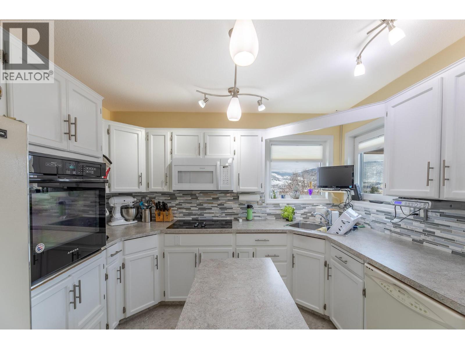 215 Greenwood Drive, Penticton