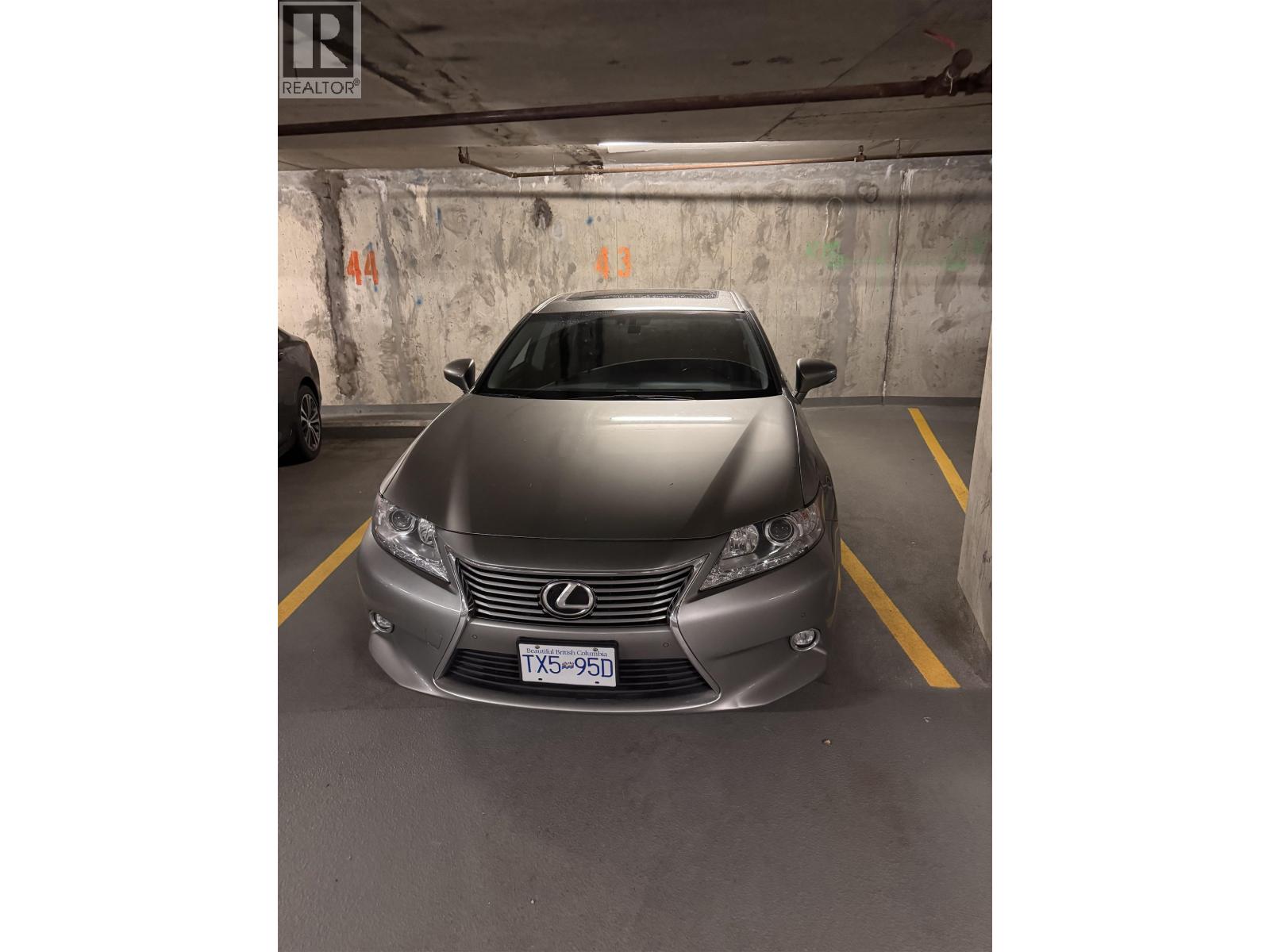 402 728 FARROW STREET, Coquitlam