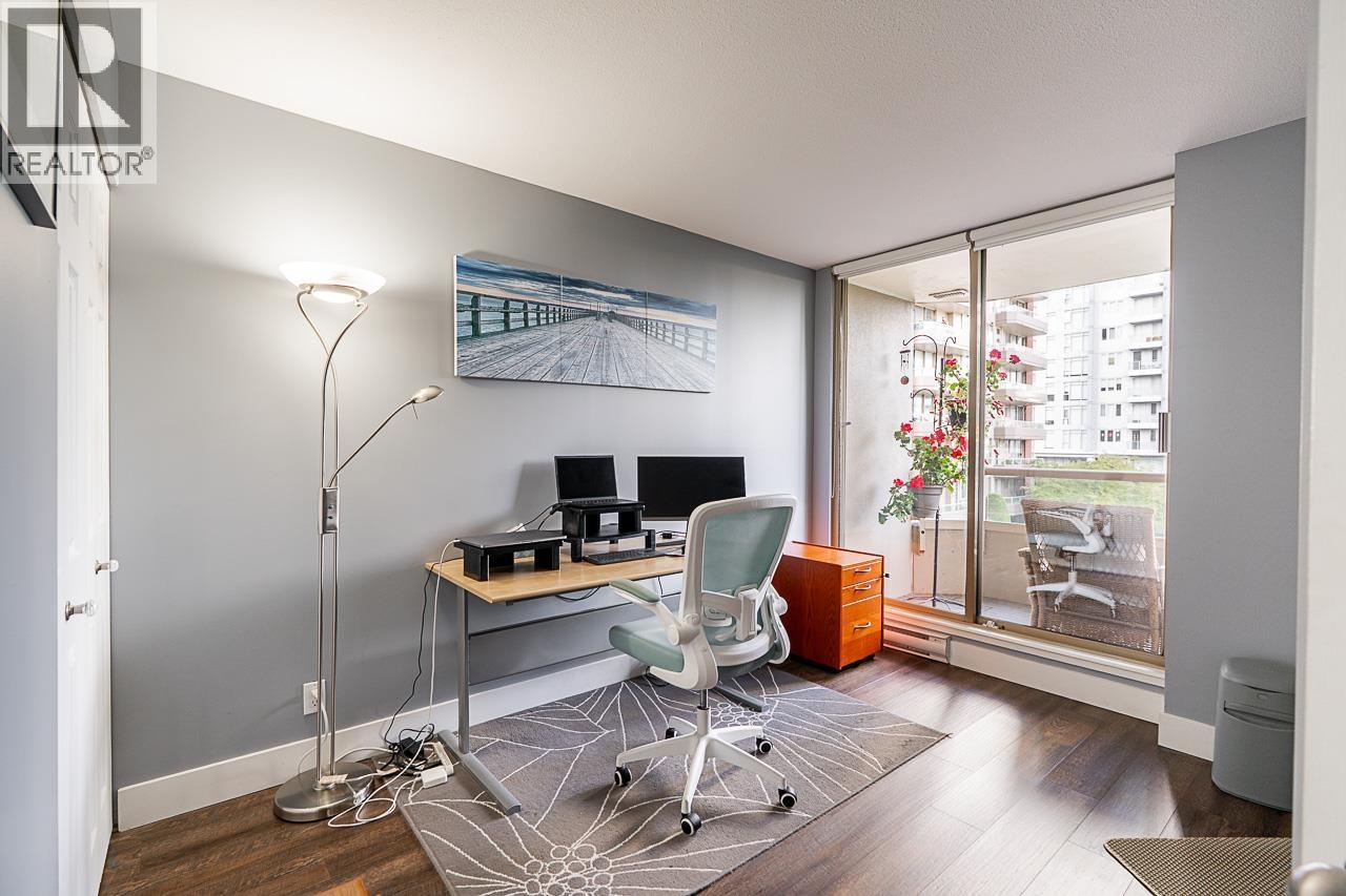 402 728 FARROW STREET, Coquitlam