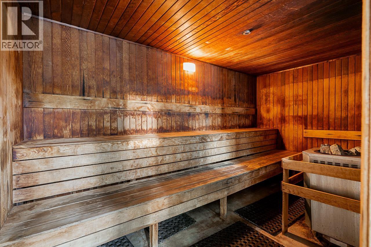 402 728 FARROW STREET, Coquitlam