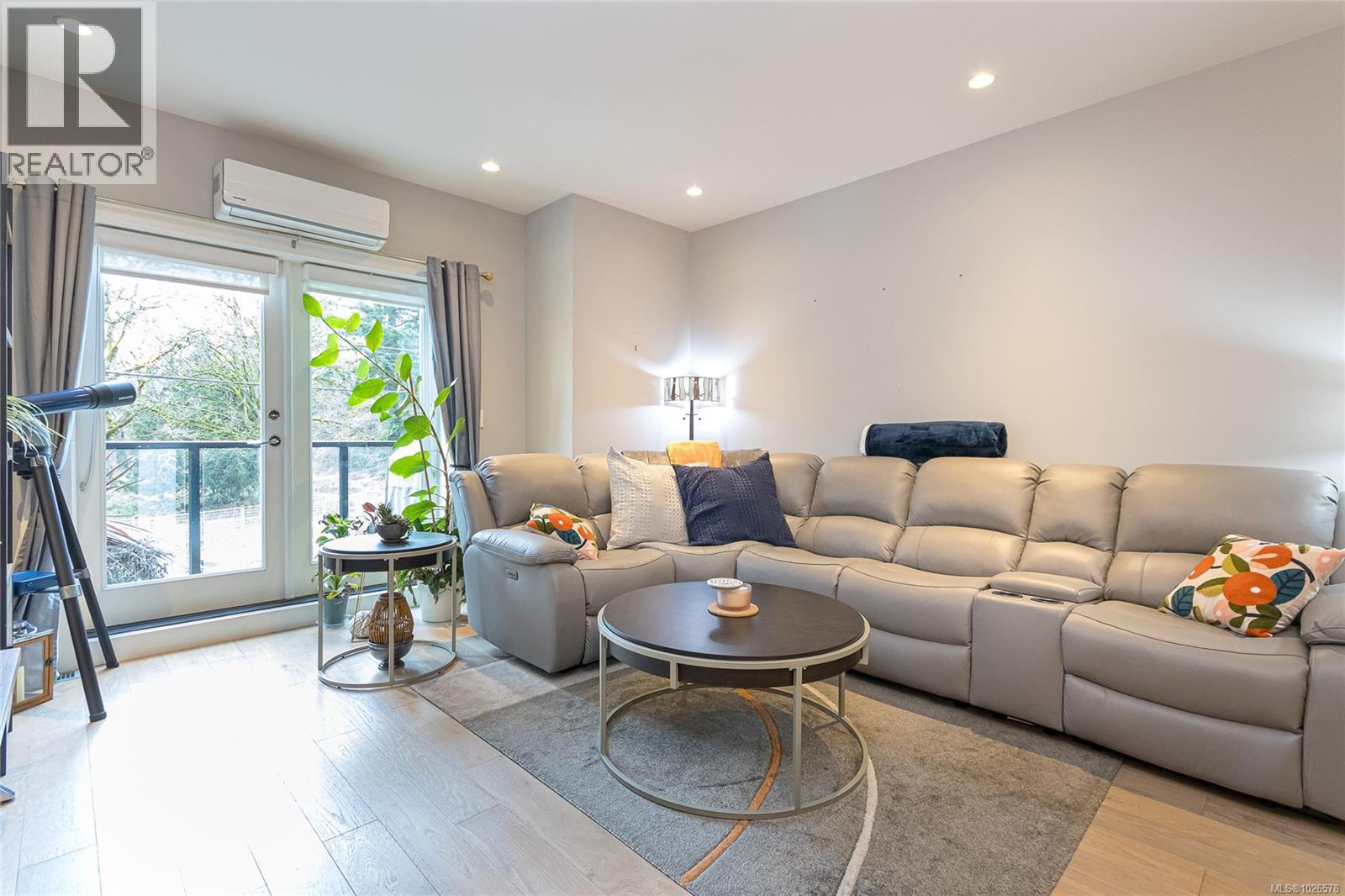 106 679 Wagar Ave, Langford