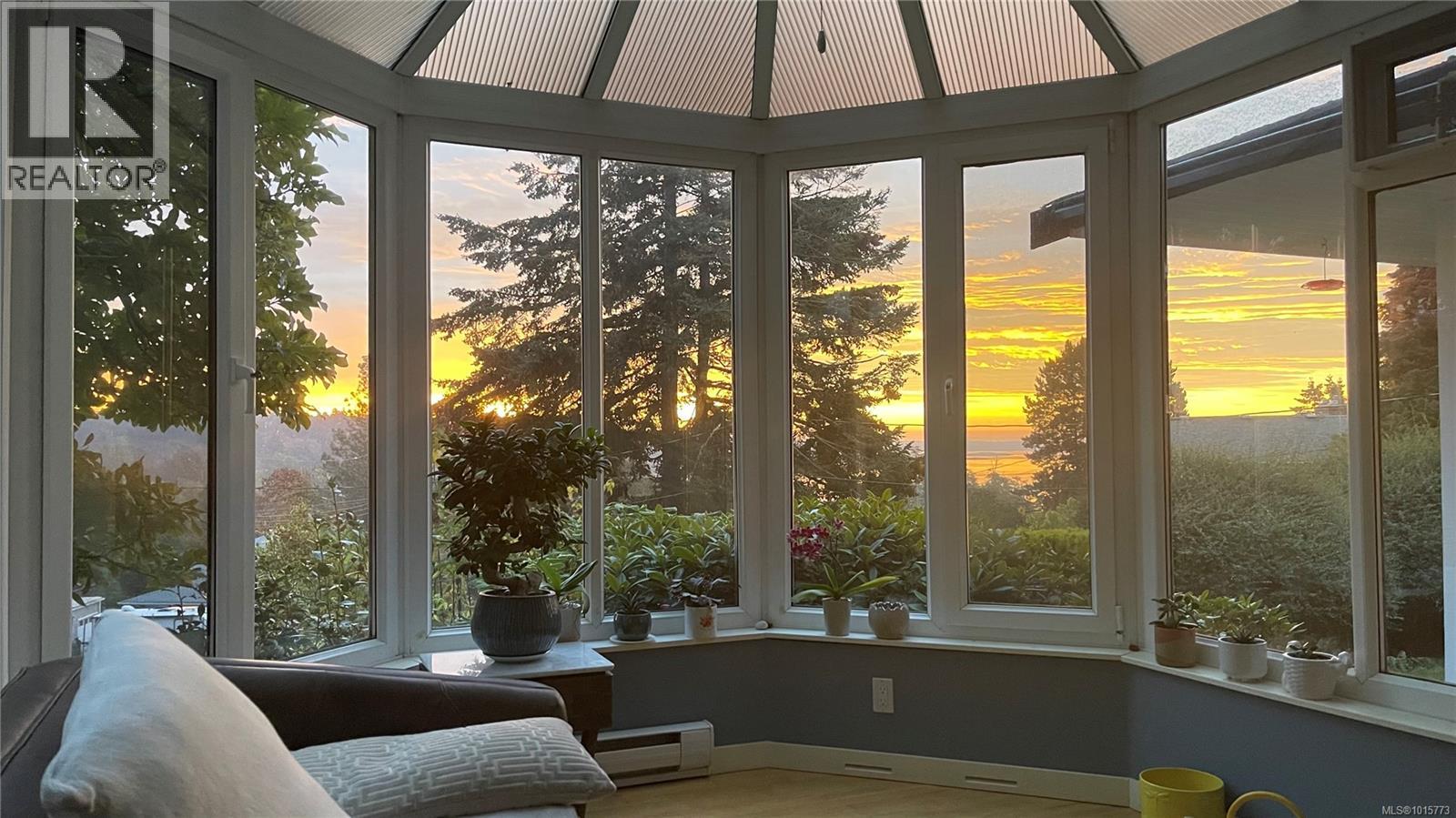  2559 Bermuda Place, Saanich