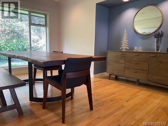  2559 Bermuda Place, Saanich