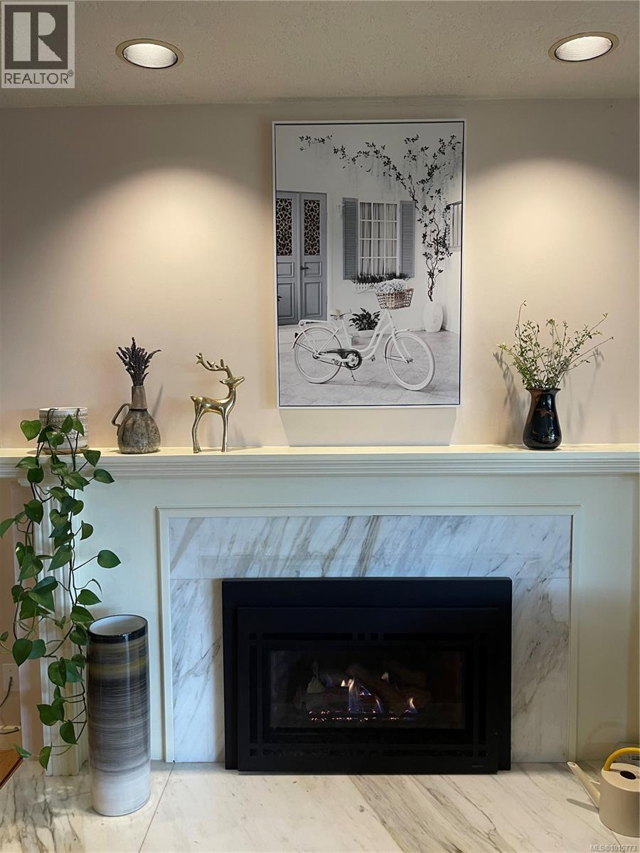  2559 Bermuda Place, Saanich