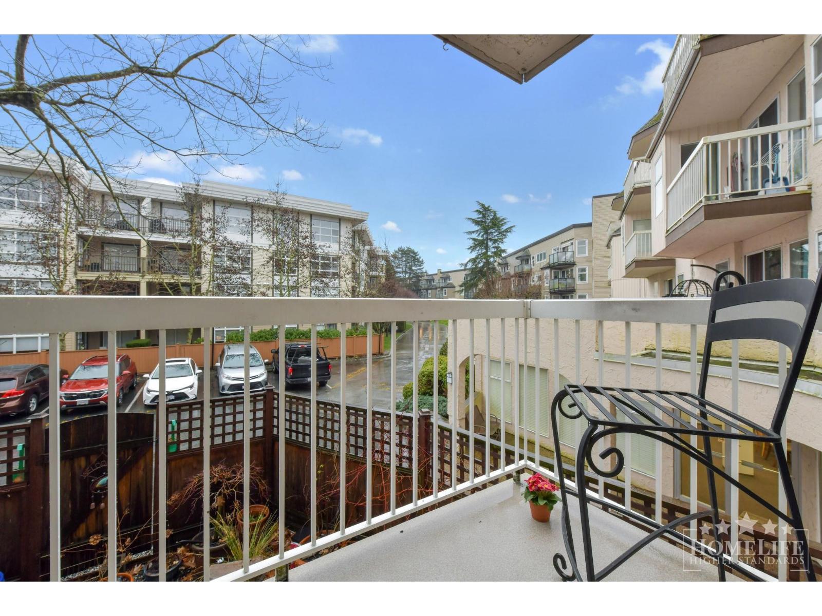 107 1860 SOUTHMERE EAST CRESCENT, Surrey