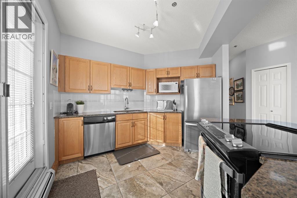 Single Family House for Sale in   Dalhousie Drive NW Dalhousie Calgary 