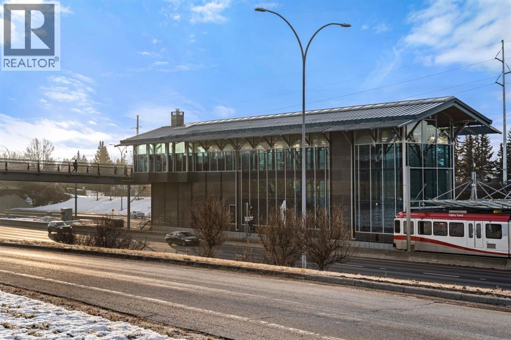 Single Family House for Sale in   Dalhousie Drive NW Dalhousie Calgary 