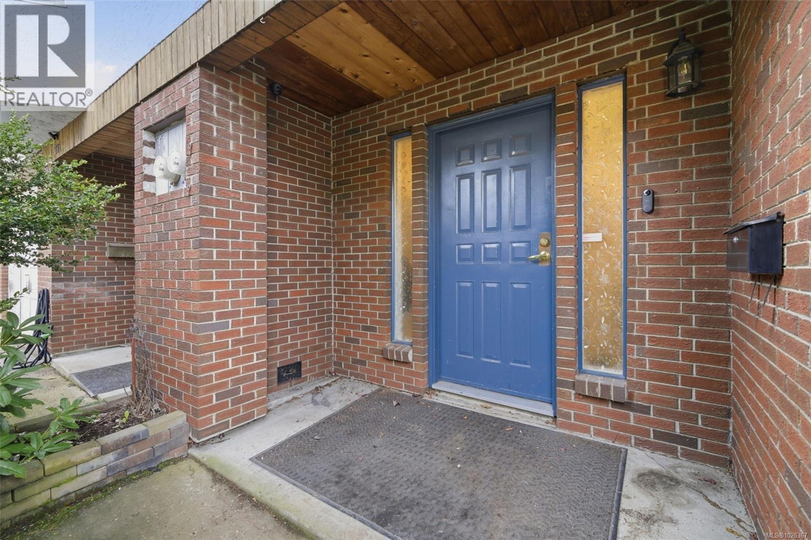 707 Stancombe Pl, Esquimalt