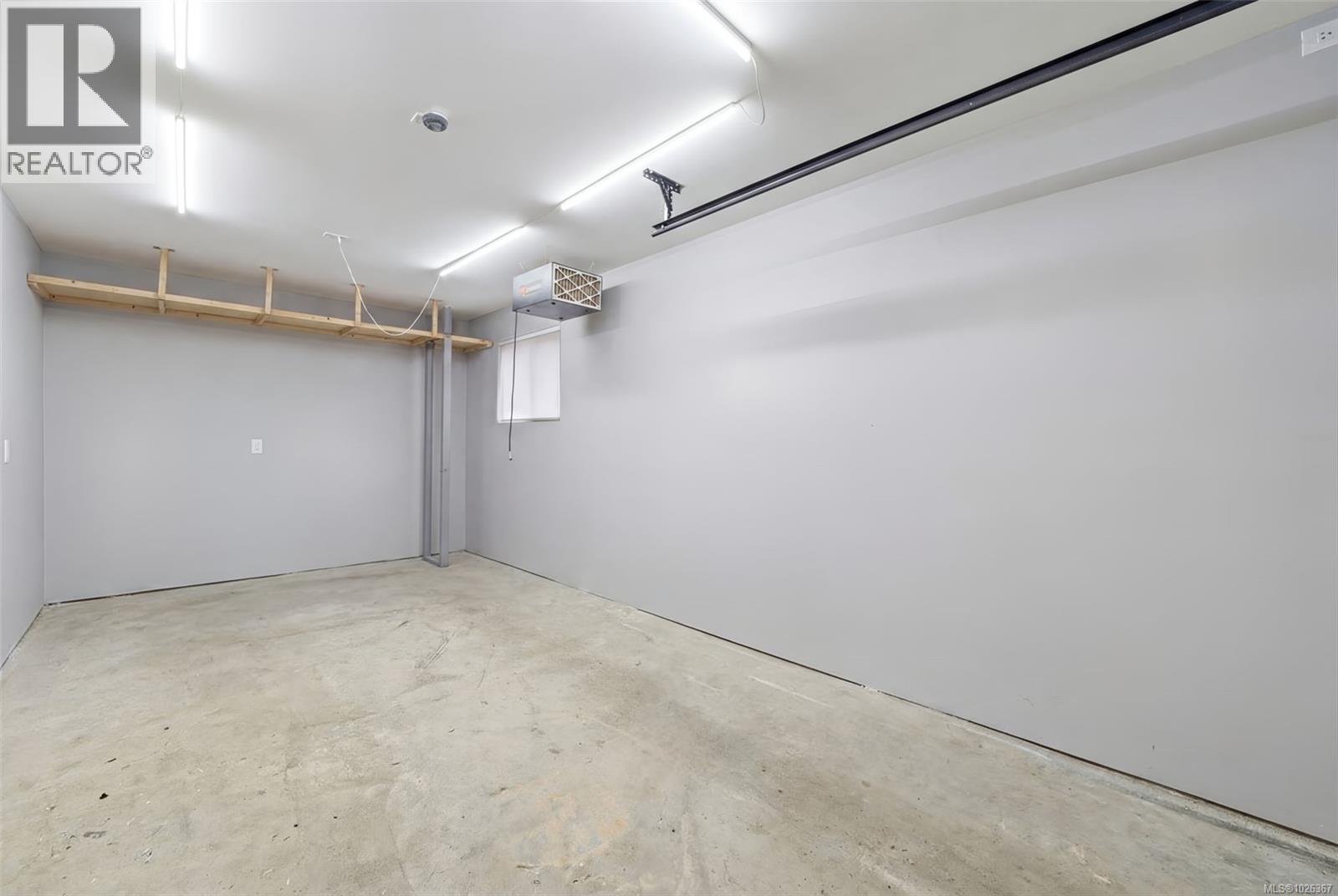 707 Stancombe Pl, Esquimalt