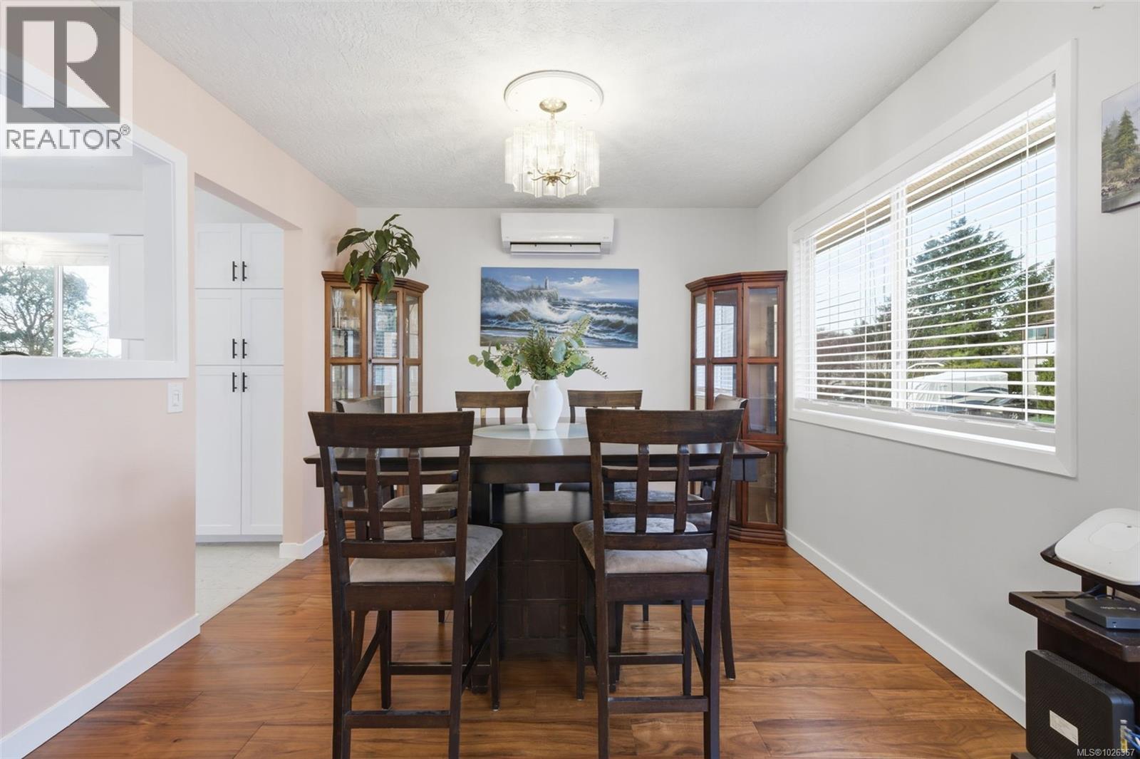 707 Stancombe Pl, Esquimalt