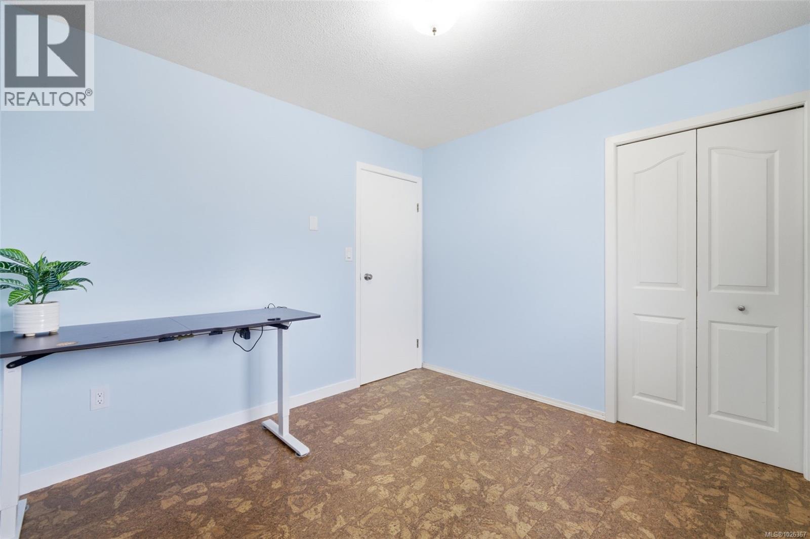 707 Stancombe Pl, Esquimalt