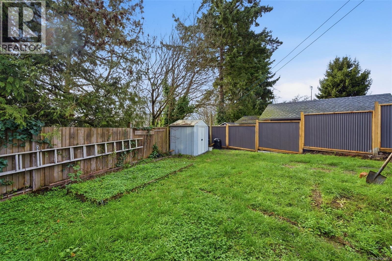 707 Stancombe Pl, Esquimalt