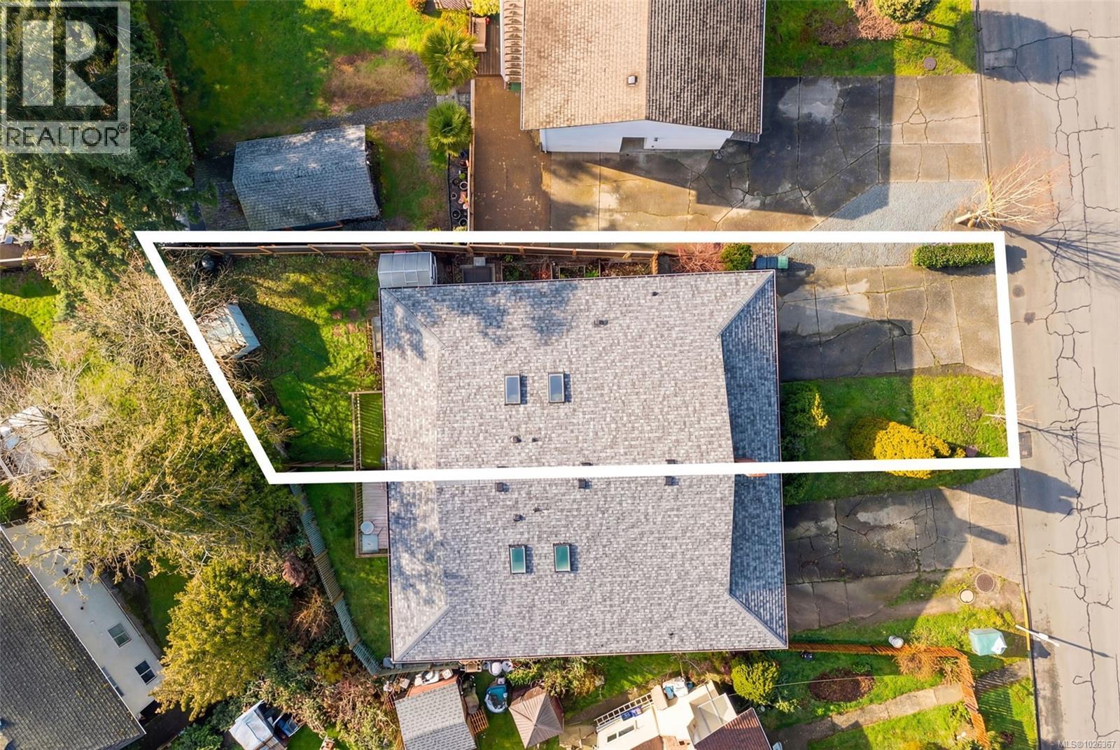 707 Stancombe Pl, Esquimalt