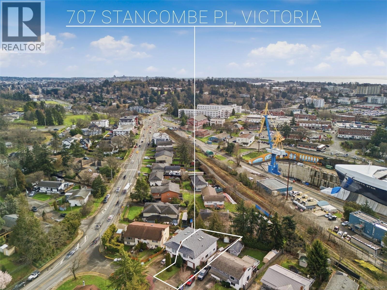 707 Stancombe Pl, Esquimalt