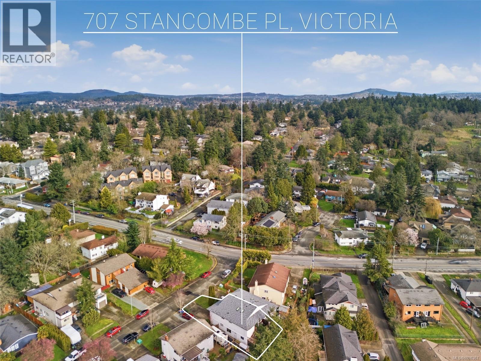 707 Stancombe Pl, Esquimalt