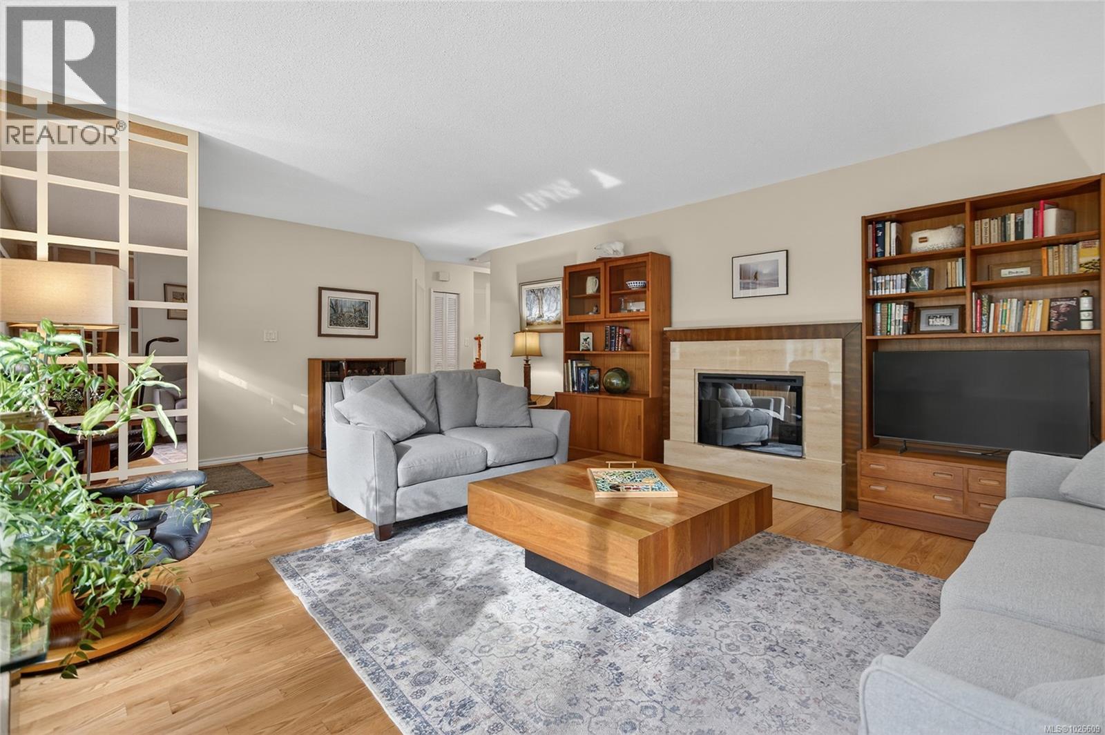 5611 Bates Rd, Courtenay