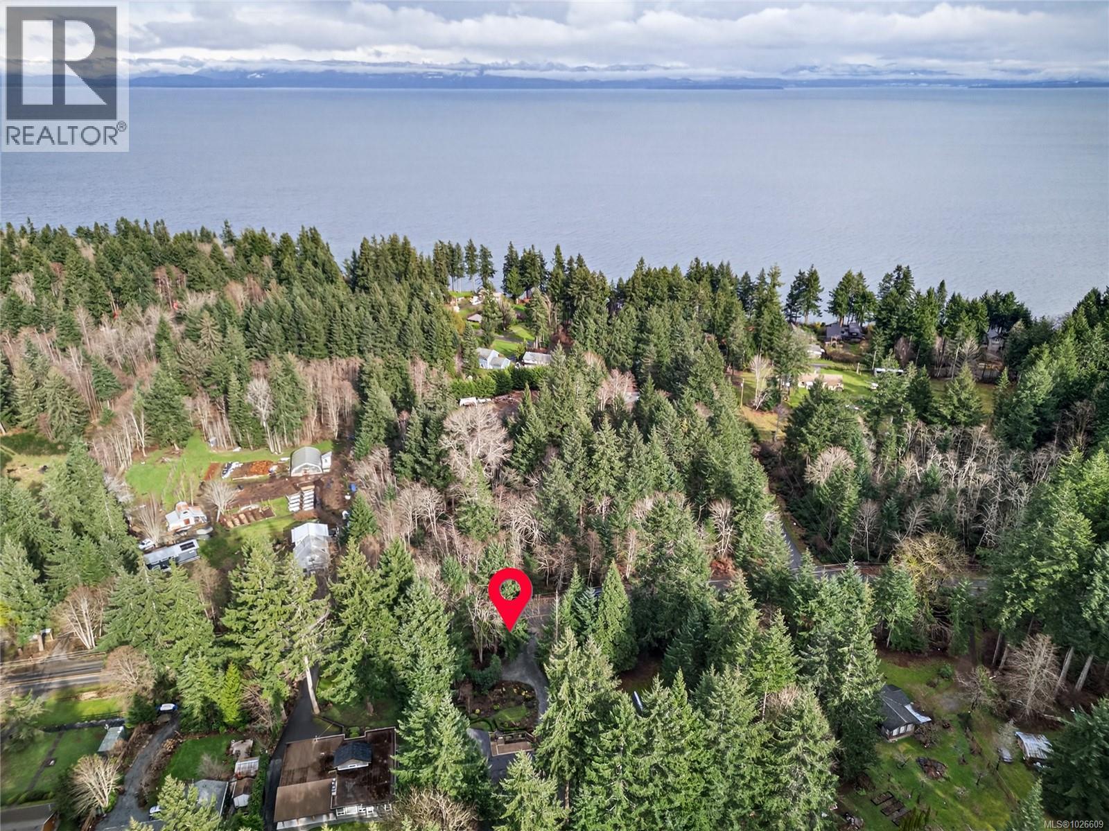 5611 Bates Rd, Courtenay