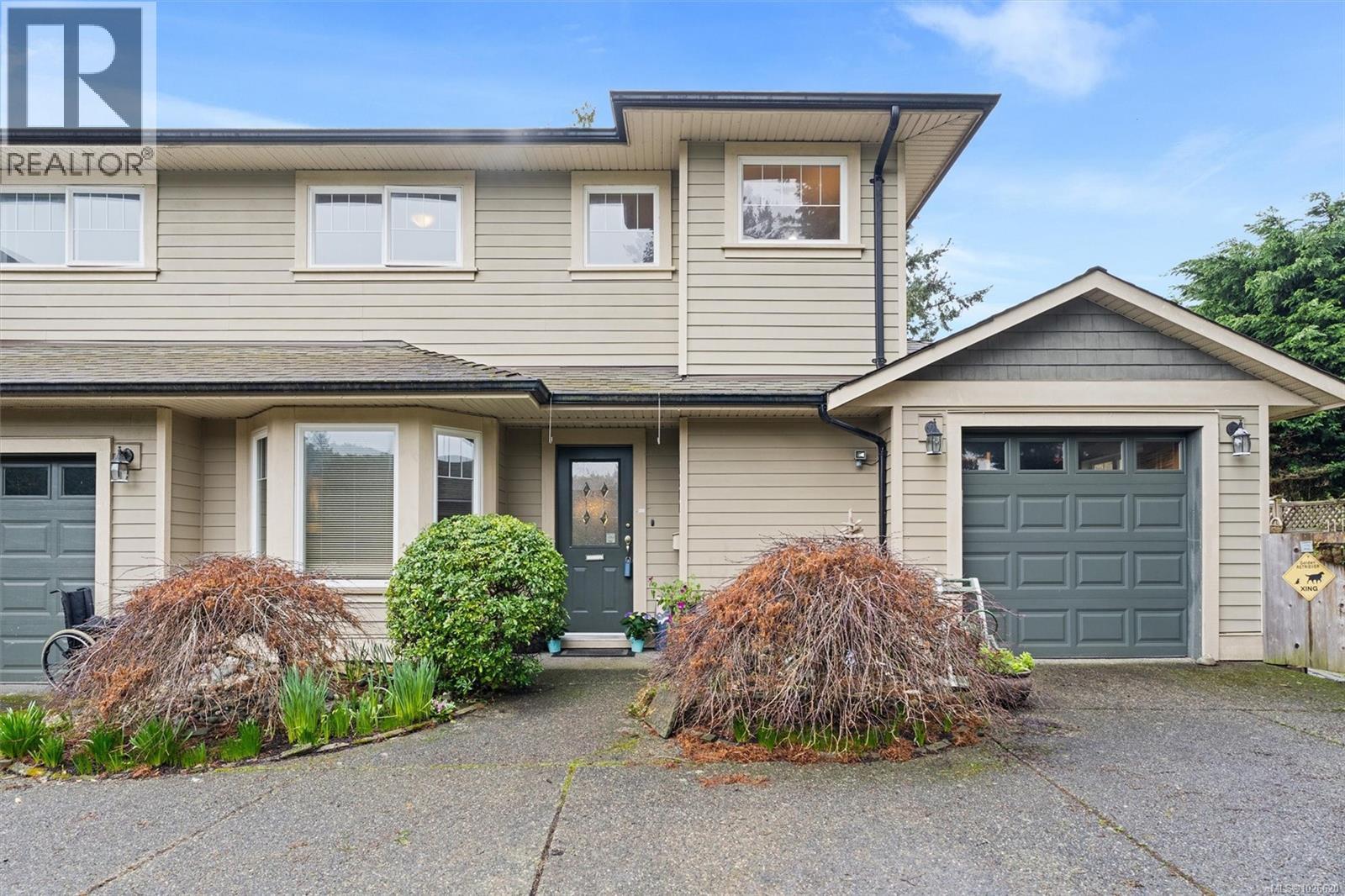 10372 Bowerbank Rd - Photo 3 of 42, Sidney, British Columbia