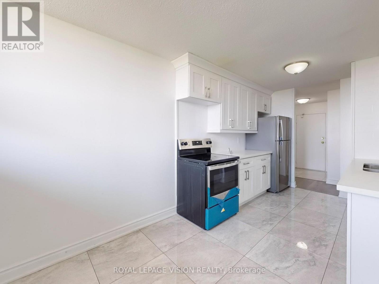 #1714 100 WINGARDEN COURT - 15