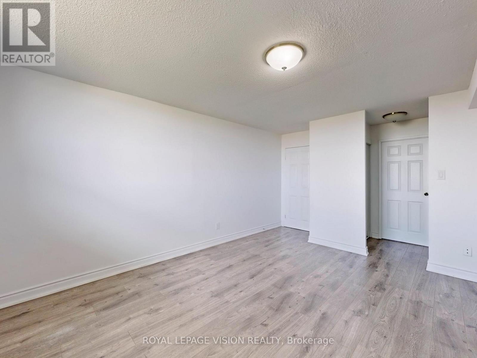 #1714 100 WINGARDEN COURT - 19