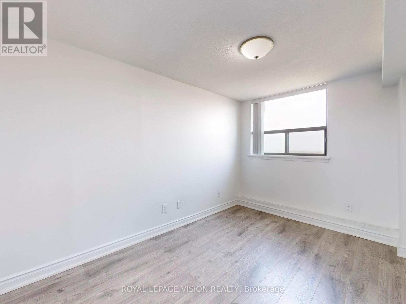 #1714 100 WINGARDEN COURT - 25