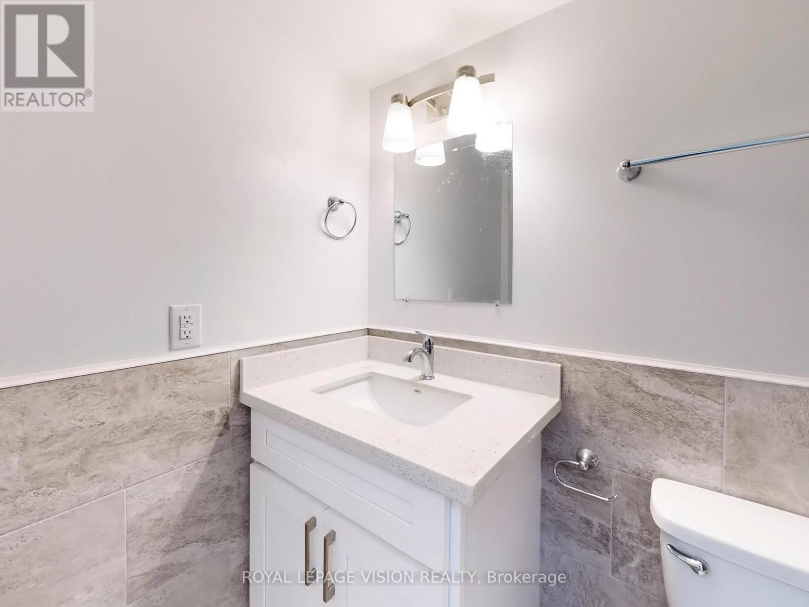 #1714 100 WINGARDEN COURT - 28