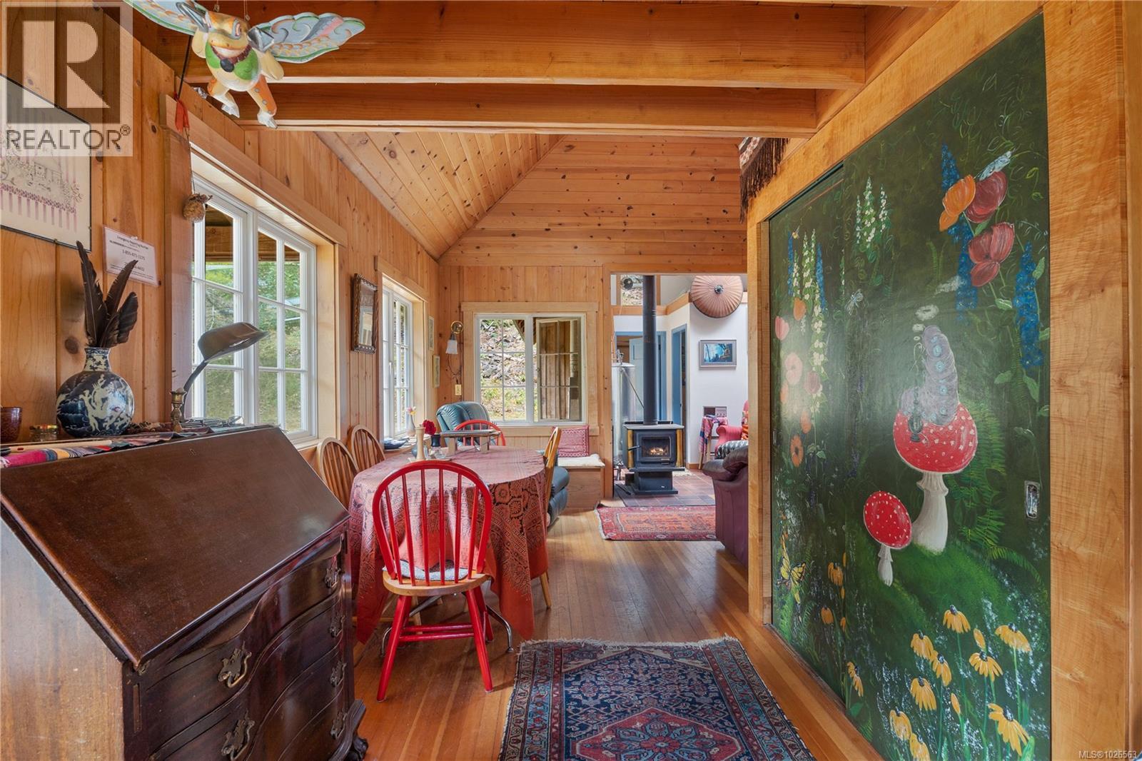 10 Windham Rd, Lasqueti Island