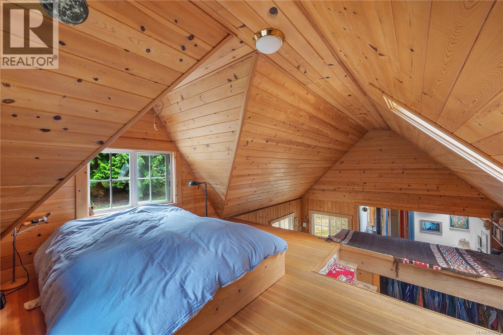 10 Windham Rd, Lasqueti Island