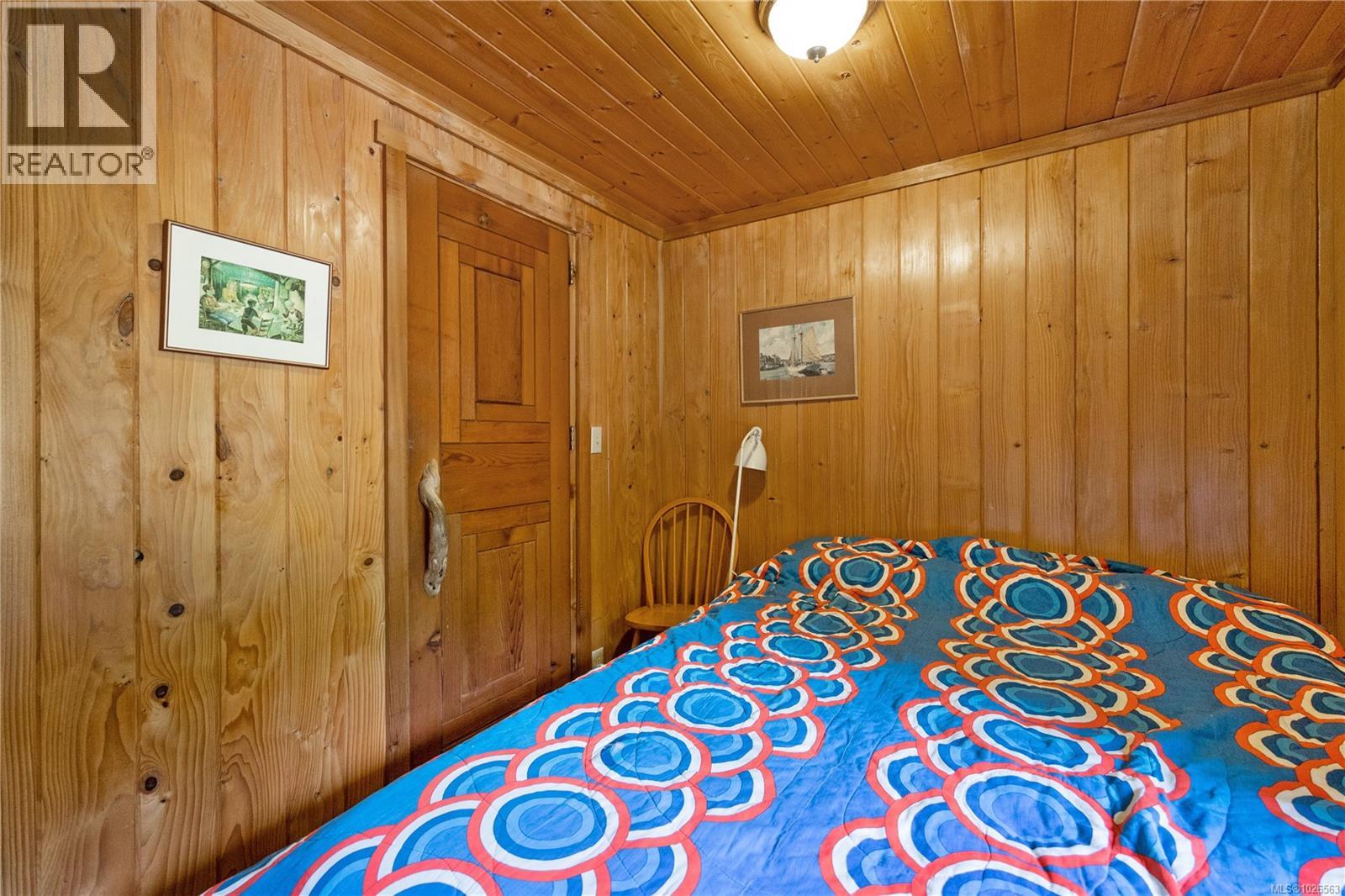 10 Windham Rd, Lasqueti Island