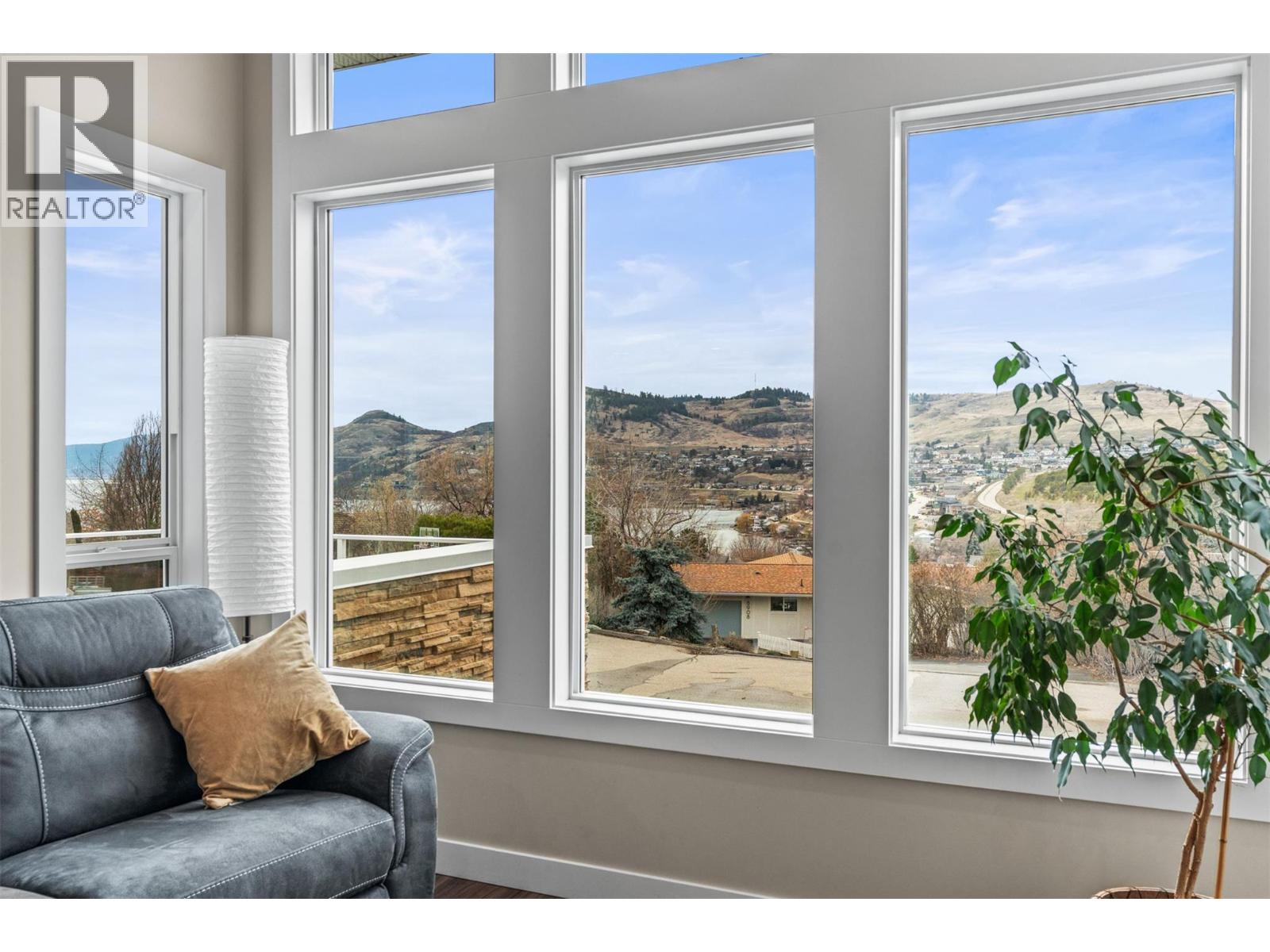 8909 Cherry Lane - 18