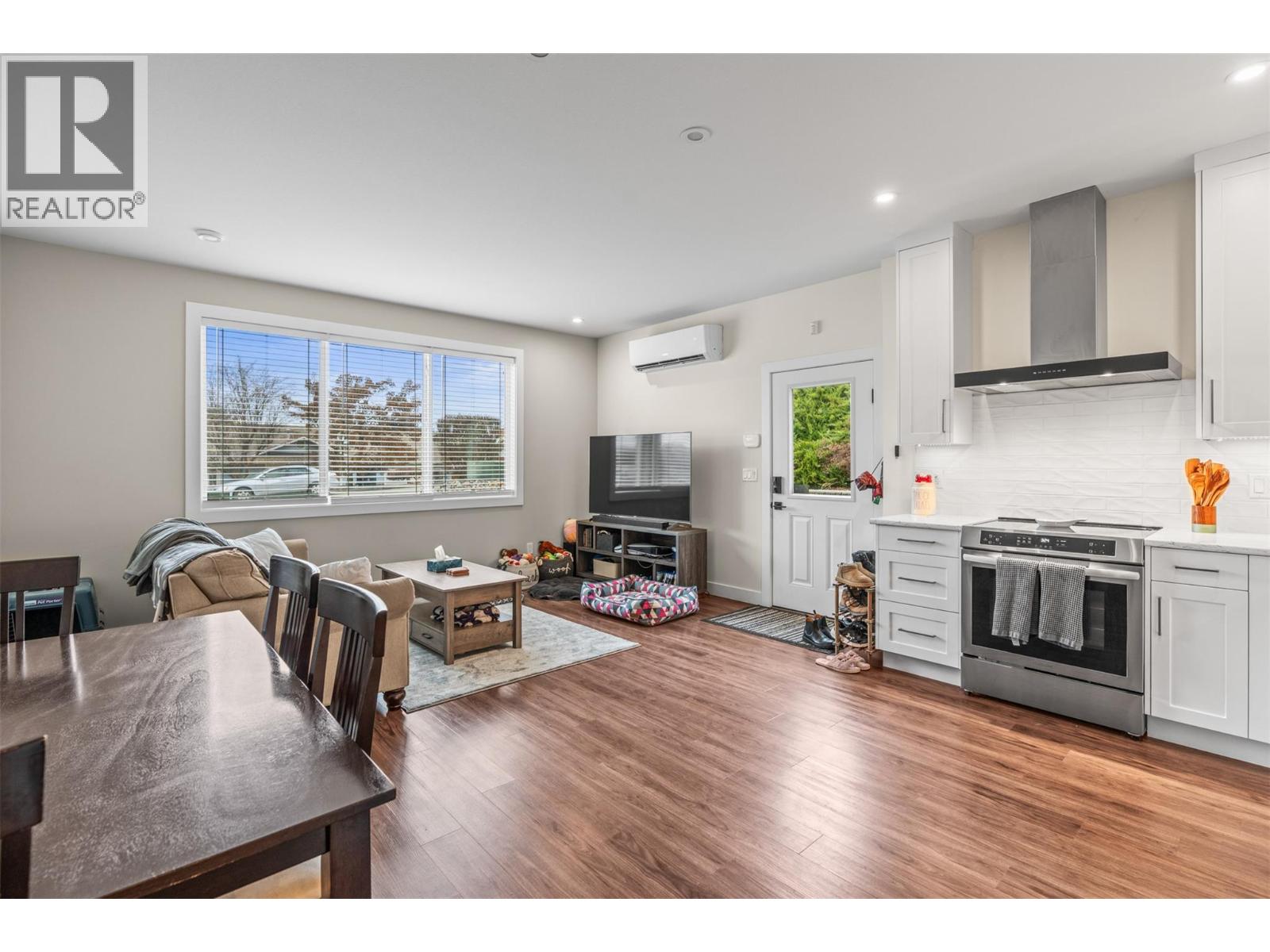 8909 Cherry Lane - 42