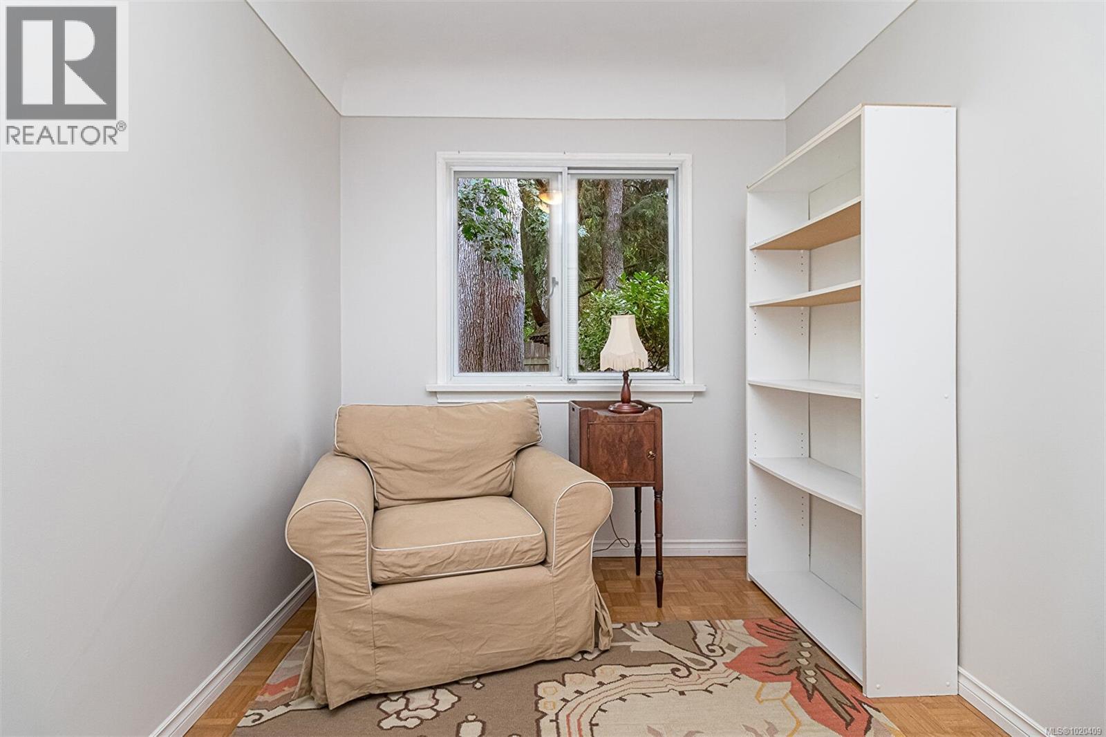 1941 Mayfair Dr, Saanich