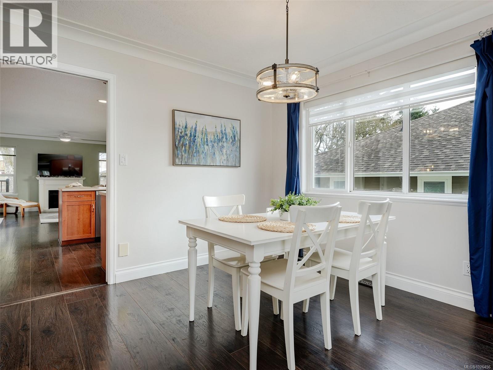 1276 Alan Rd, Saanich