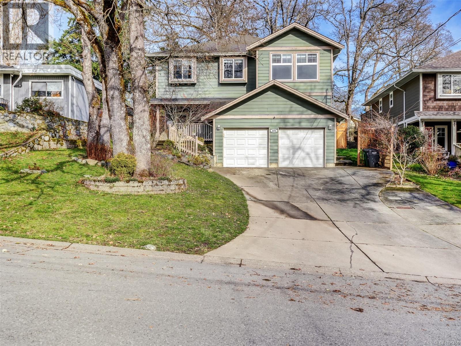 1276 Alan Rd, Saanich