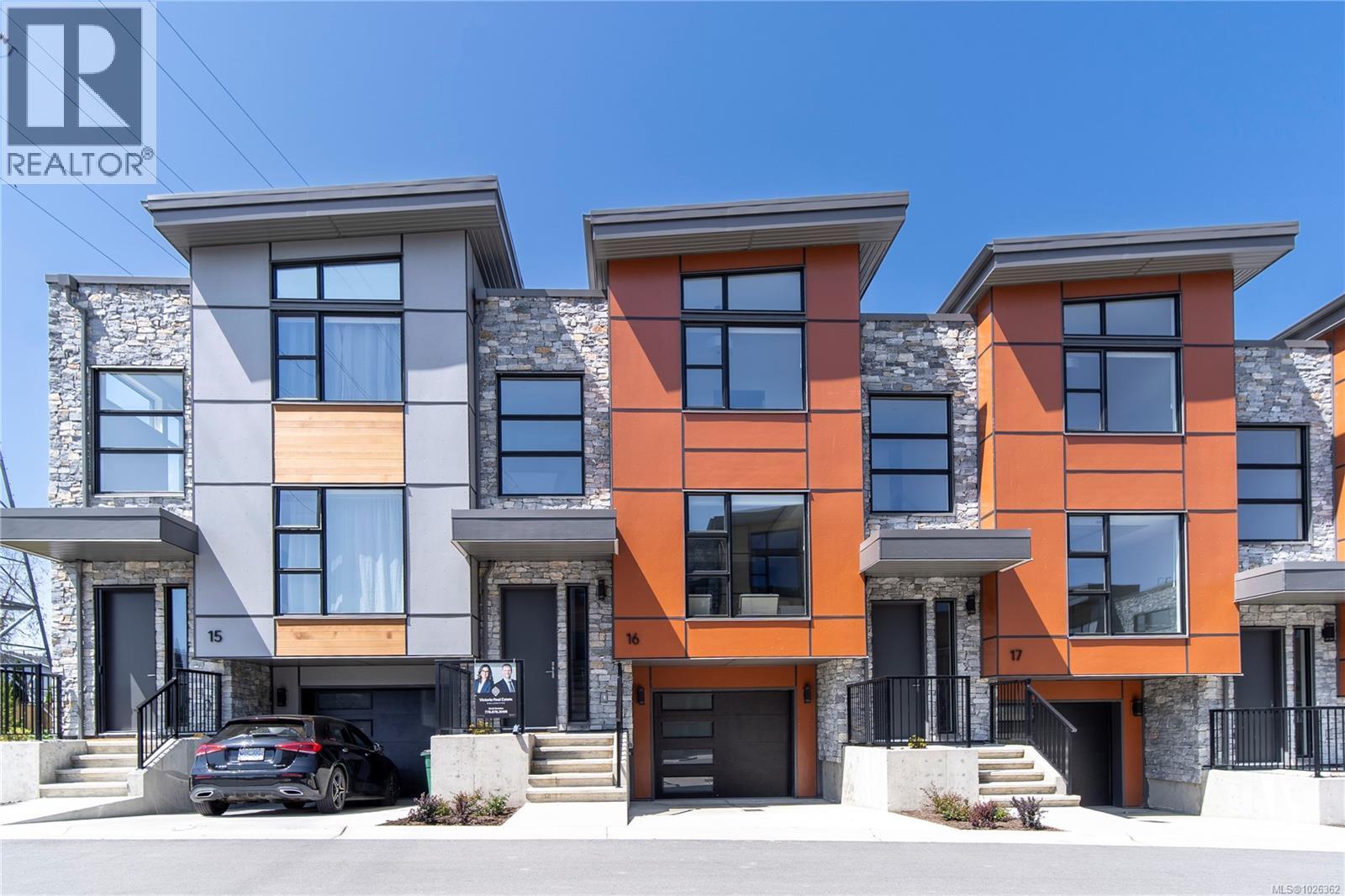 17 4253 Dieppe Road, Saanich