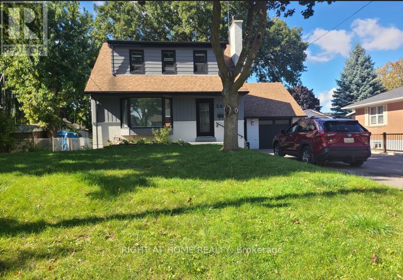 289 Elmwood Crescent