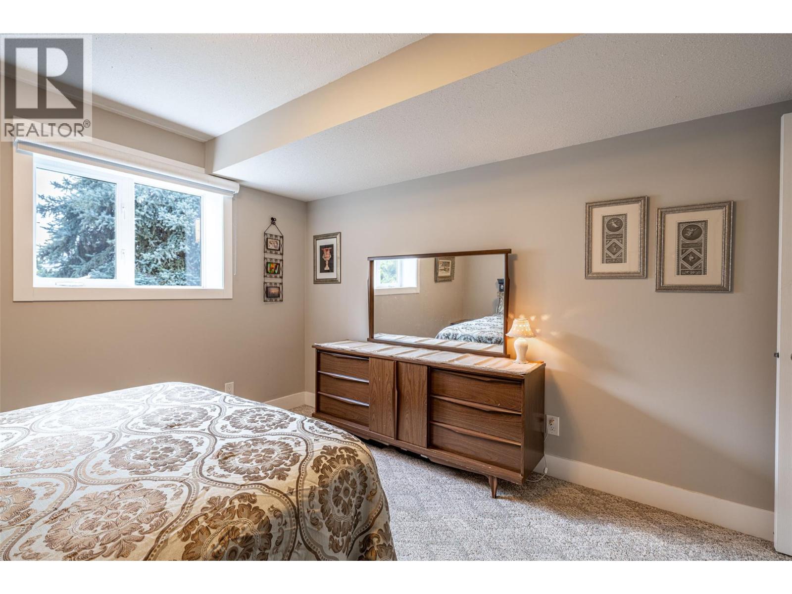 6809 Cameo Drive N, Vernon