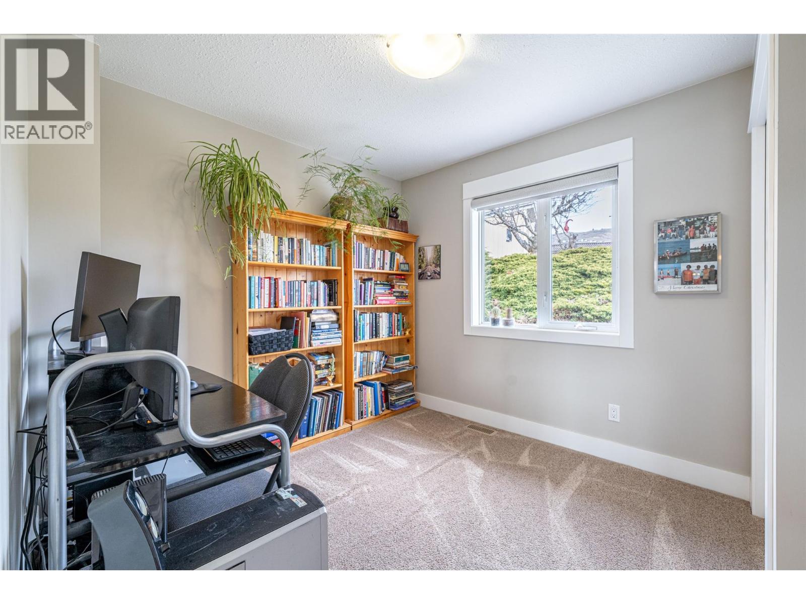 6809 Cameo Drive N, Vernon