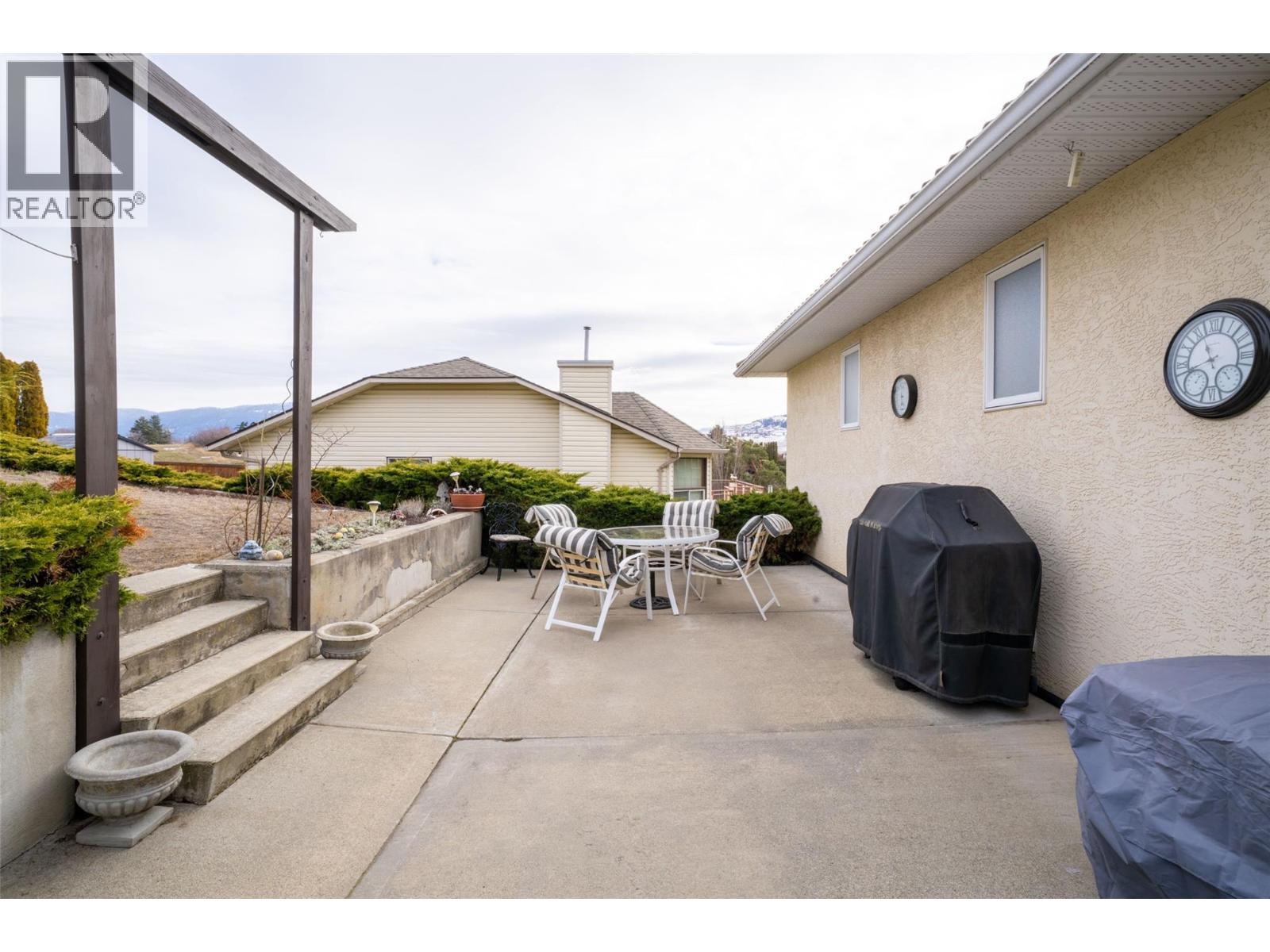 6809 Cameo Drive N, Vernon