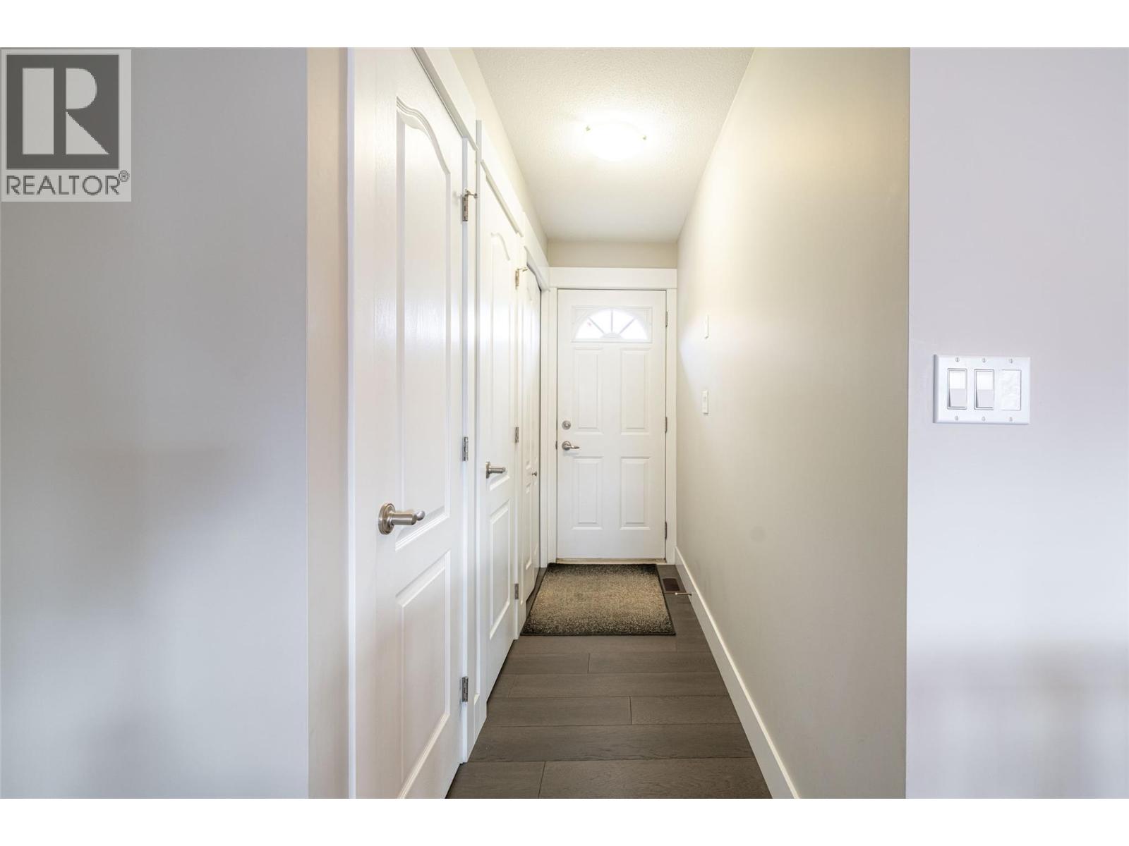 6809 Cameo Drive N, Vernon