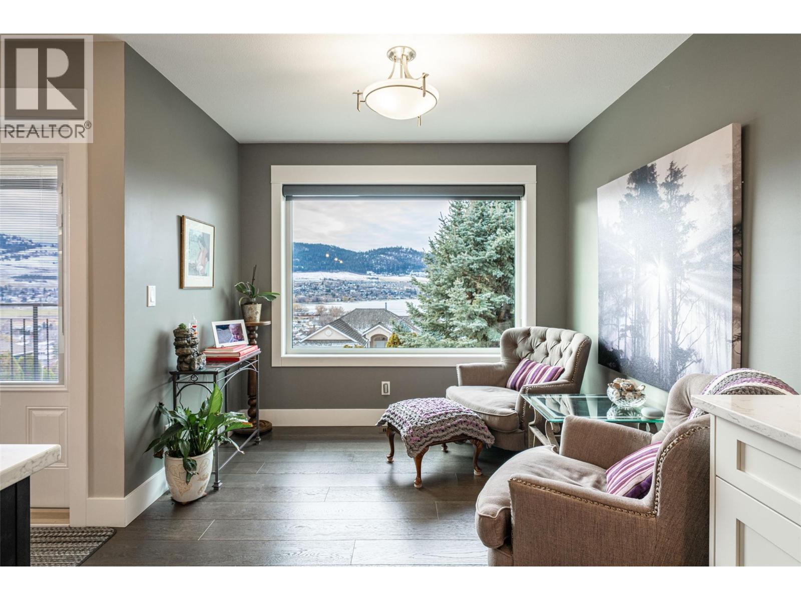 6809 Cameo Drive N, Vernon