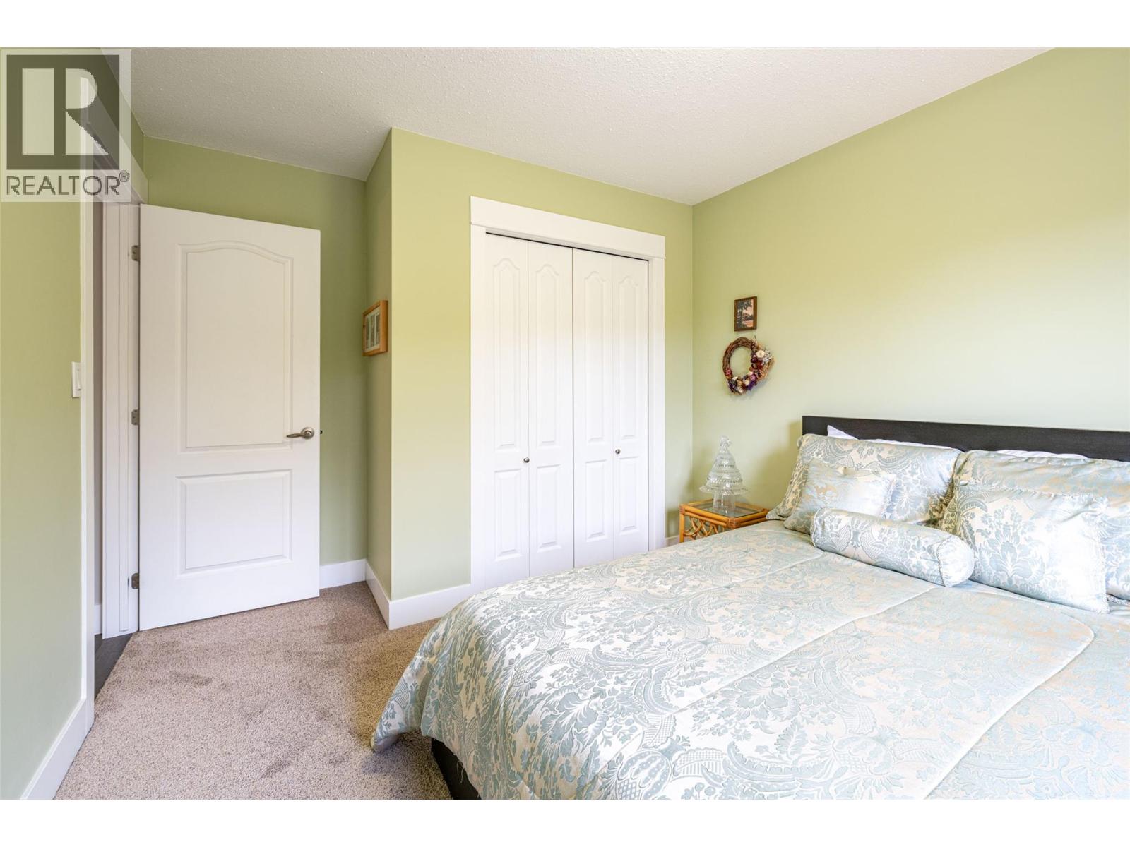 6809 Cameo Drive N, Vernon