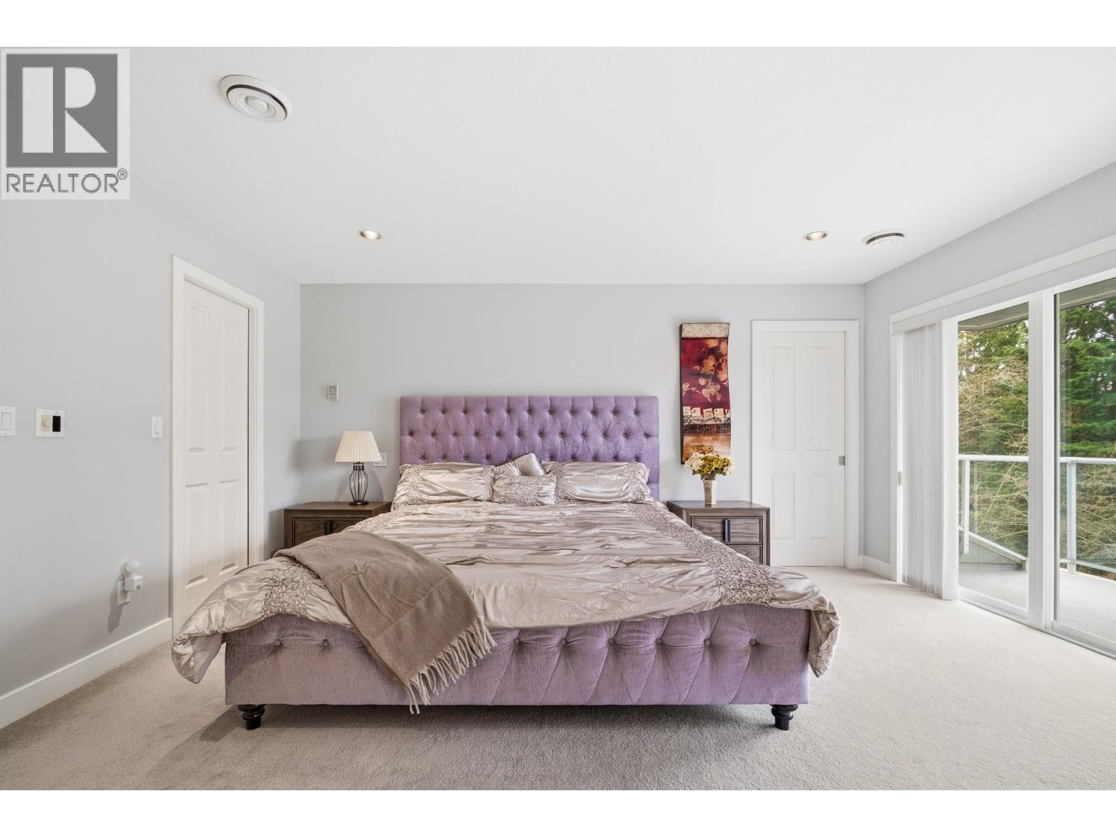 1075 THOMSON ROAD, Anmore