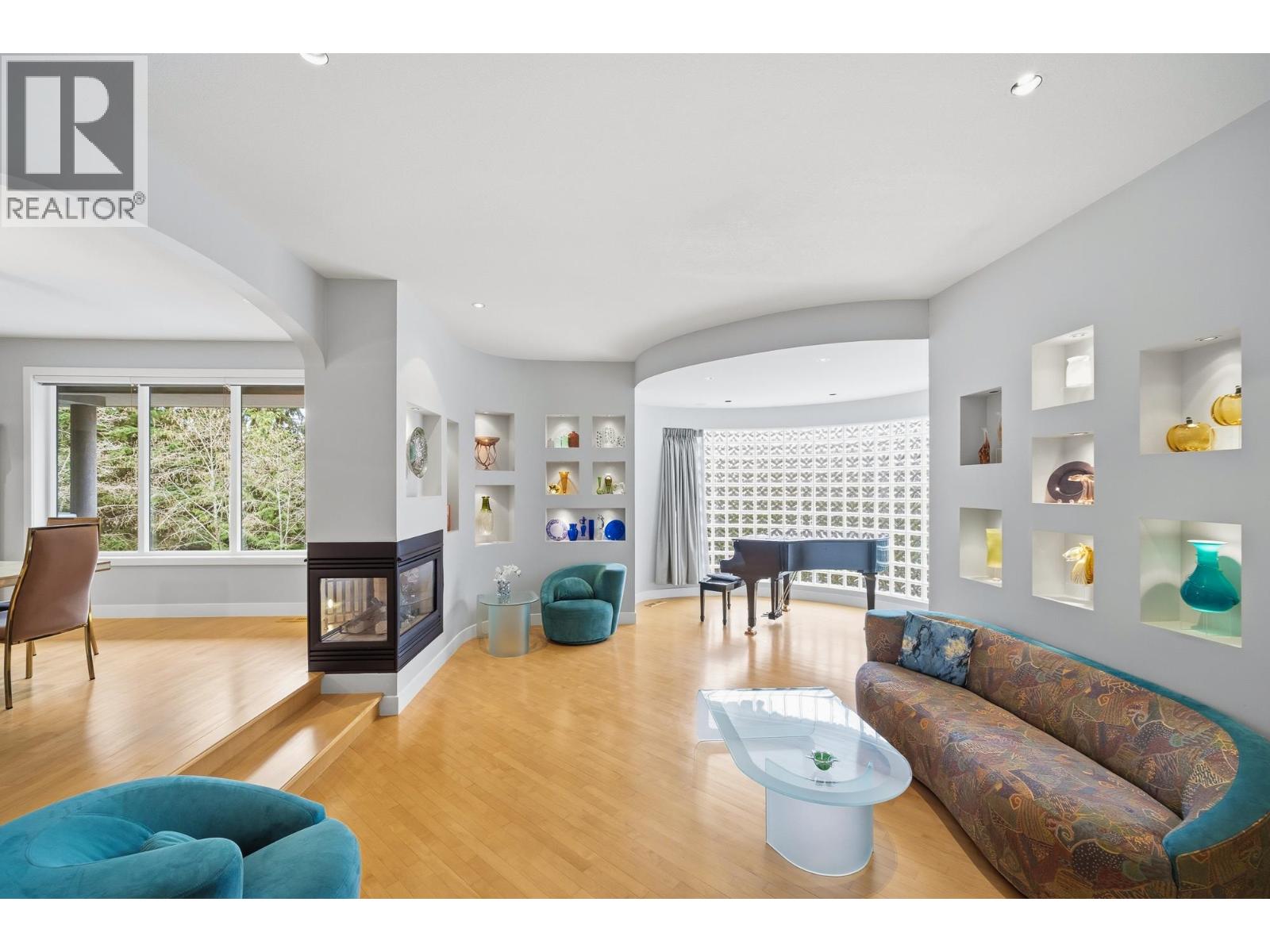 1075 THOMSON ROAD, Anmore